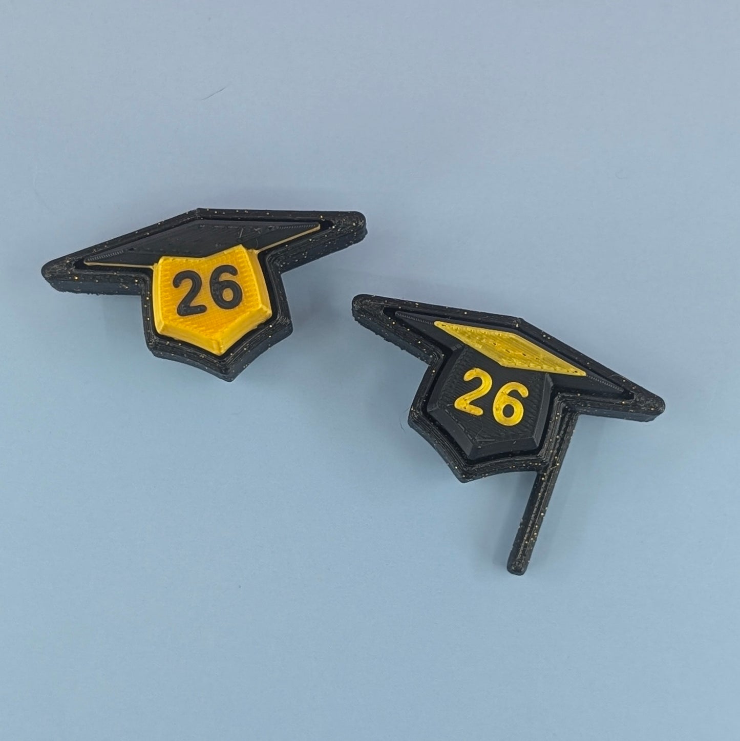 Class of 2026 Graduation Clickers — Tiny Grad Cap + "Class Of" Plaque Fidgets