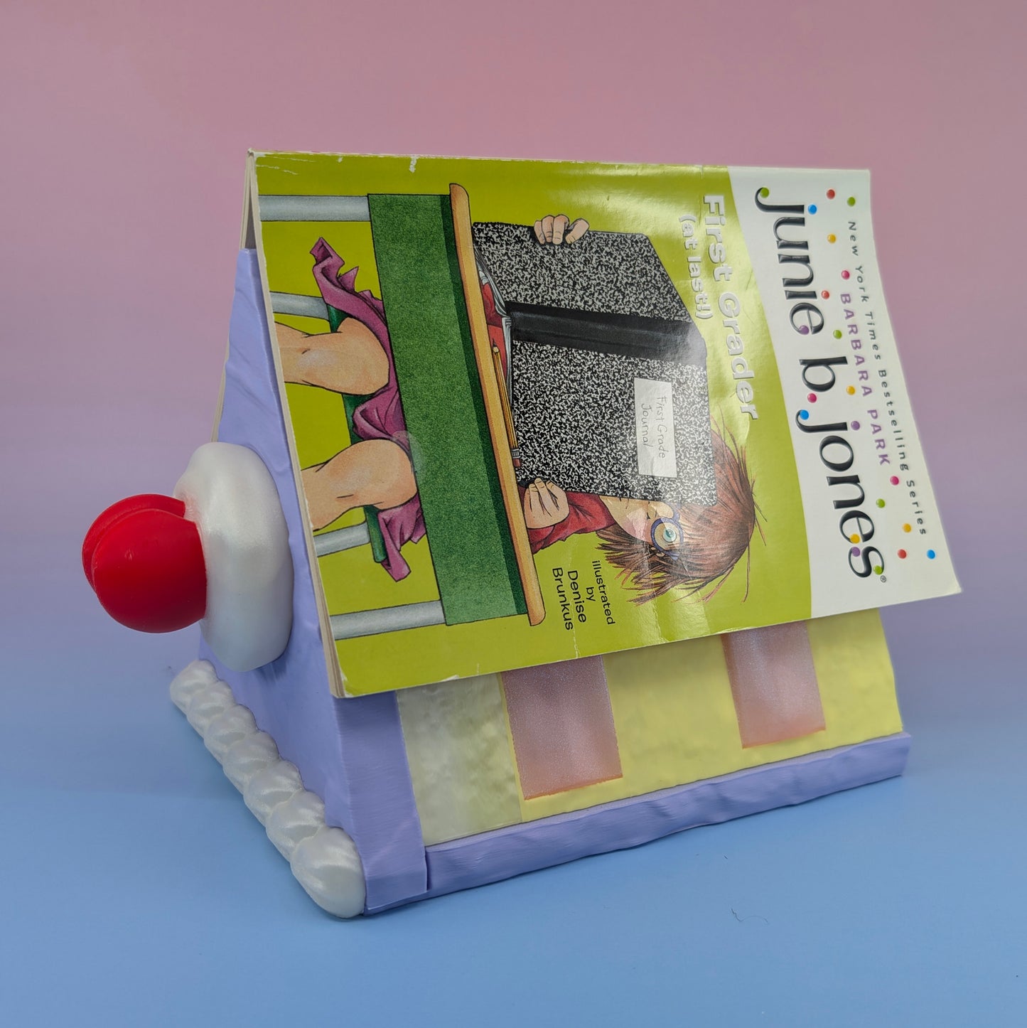 Layer Cake Book Holder - Pastel Slice with Hidden Storage Compartment ✨