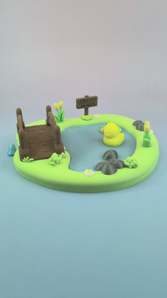 Mini Duck Pond Magnetic Playset
